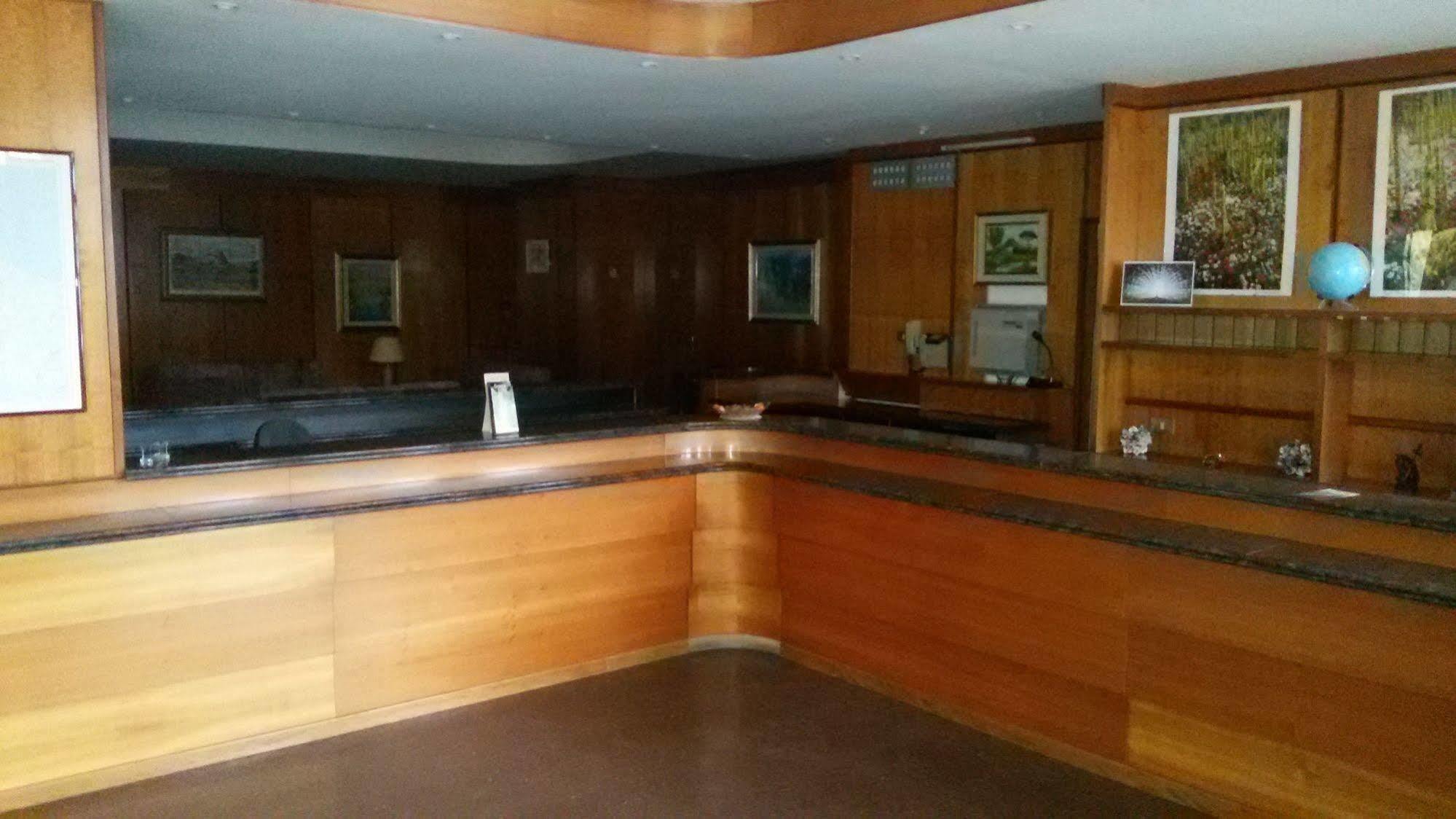 Hotel Cristallo Assergi Εξωτερικό φωτογραφία